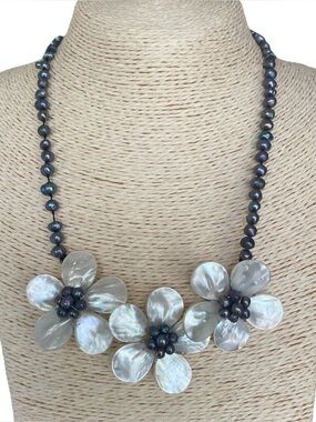 Handmade Genuine Real Black Pearl & Mother of Pearl Floral Necklace